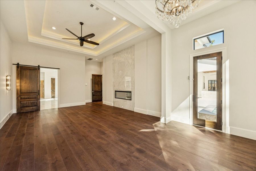 Spacious, unfurnished interior of a new home in , Houston (Image 29).