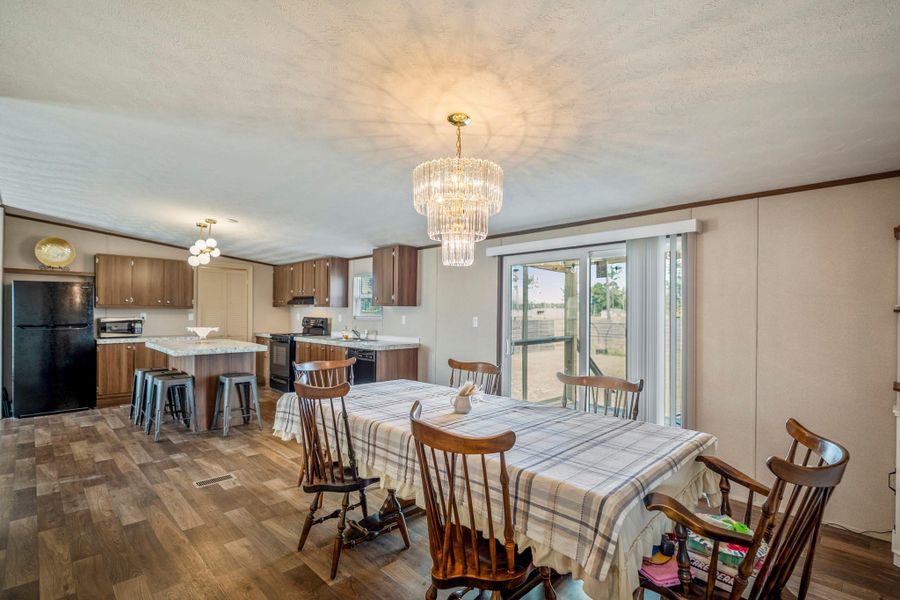 Furnished interior view inside a new home in , Conroe (Image 12).