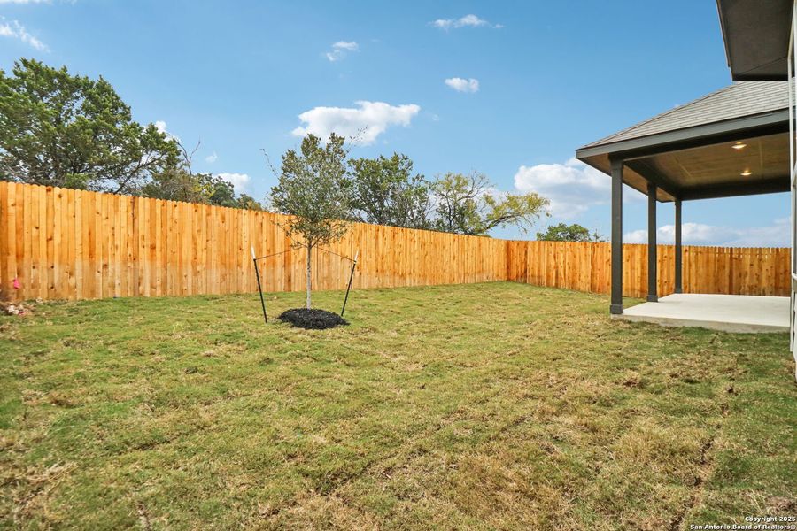 Exterior details and patio area of a home in Sagebrooke - Classic Series, San Antonio (Image 3).