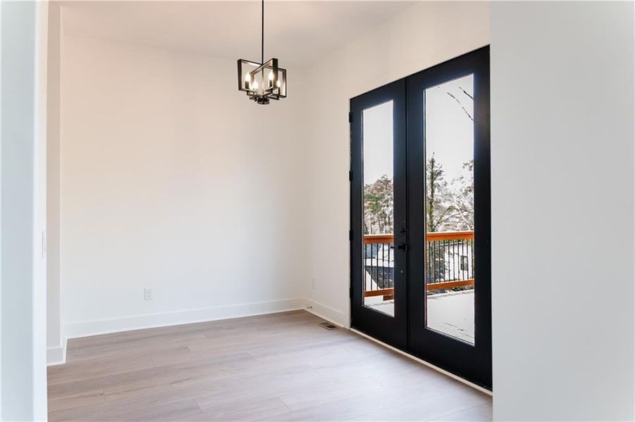 Spacious, unfurnished interior of a new home in , Atlanta (Image 45).