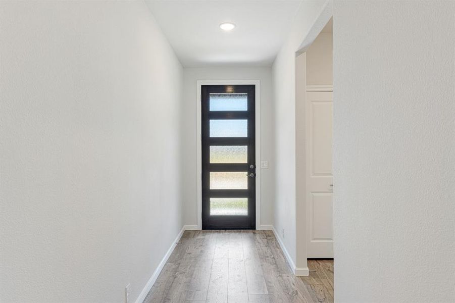 Spacious, unfurnished interior of a new home in Hulen Trails, Fort Worth (Image 35).