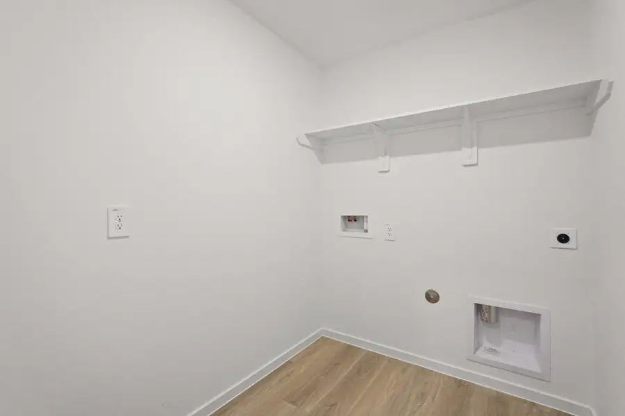 Spacious, unfurnished interior of a new home in Presswoods, Splendora (Image 10).