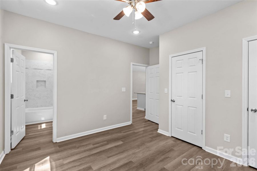 Spacious, unfurnished interior of a new home in , Salisbury (Image 17).