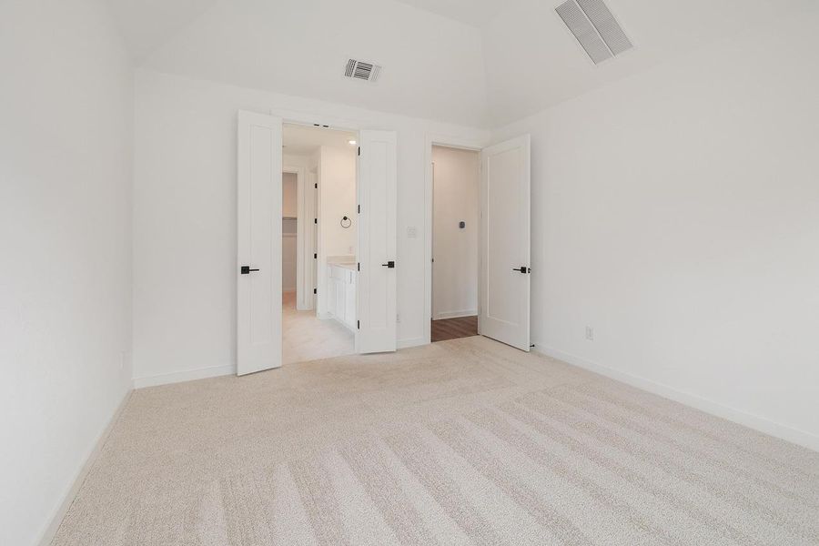 Spacious, unfurnished interior of a new home in Parkside Peninsula, Georgetown (Image 15). Spacious, unfurnished interior of a new home in Parkside Peninsula, Georgetown (Image 15).