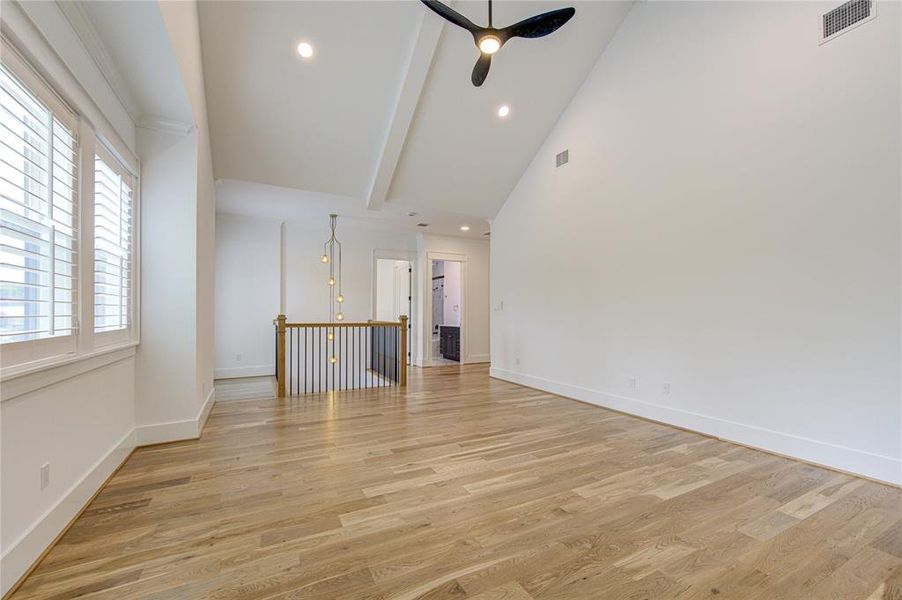 Open space for direct view of front door from the Gameroom.