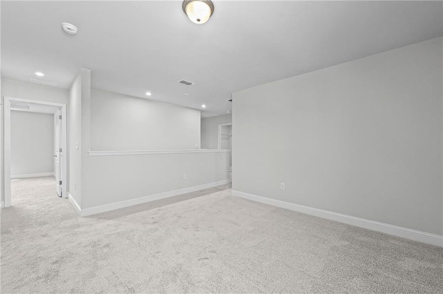 Spacious, unfurnished interior of a new home in Overland, Locust Grove (Image 22).