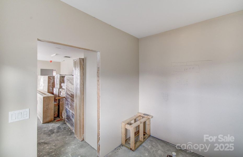 Image 12 of a home in .