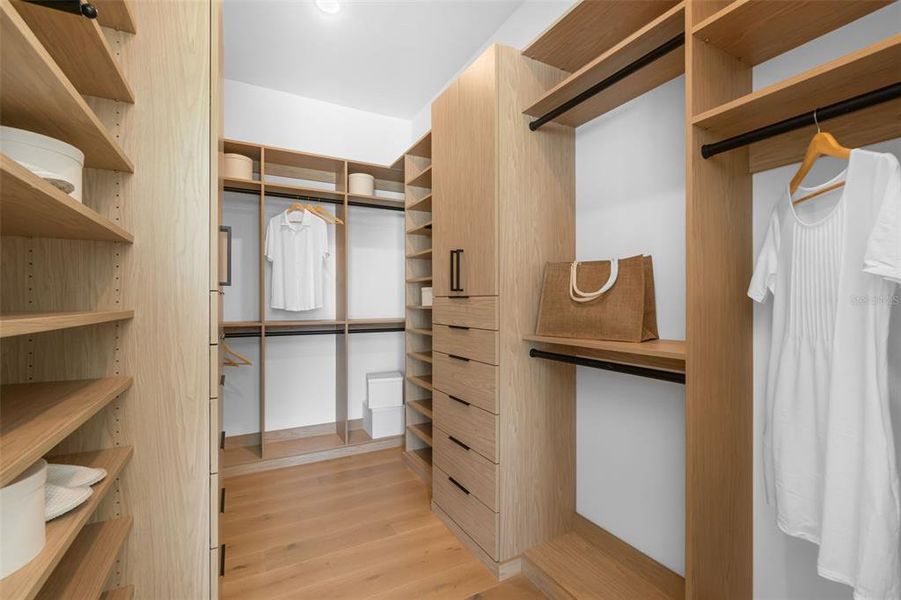 Furnished interior view inside a new home in , Sarasota (Image 14).