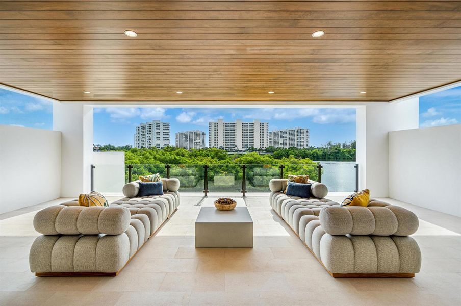 mls_BALCONY_2_STRAIGHT mls_BALCONY_2_STRAIGHT