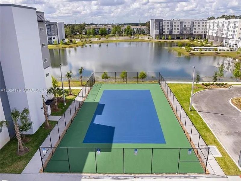 Community amenities in , Orlando (Image 38).
