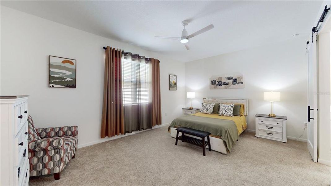 Furnished interior view inside a new home in , Winter Haven (Image 19).
