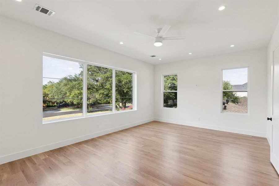 Spacious, unfurnished interior of a new home in , Dallas (Image 21).