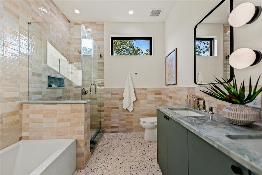 Furnished interior view inside a new home in , Austin (Image 29).