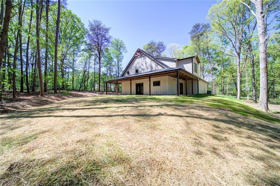 Exterior details and patio area of a home in , Dawsonville (Image 33).