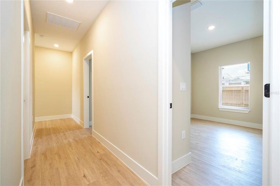 Spacious, unfurnished interior of a new home in , Orlando (Image 21).