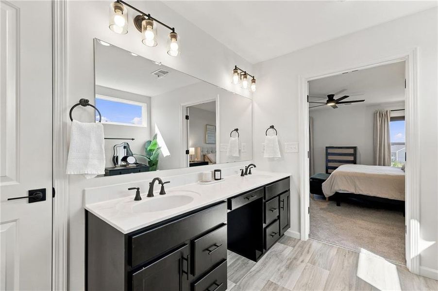 Furnished interior view inside a new home in Sweetbay Farm, Lawrenceville (Image 38).