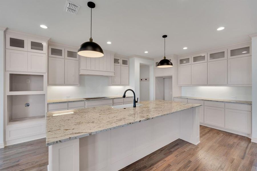 Furnished interior view inside a new home in , Waxahachie (Image 11).