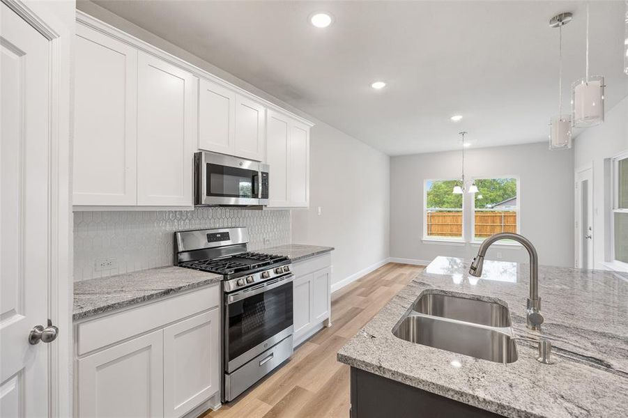 Furnished interior view inside a new home in , Fort Worth (Image 9).