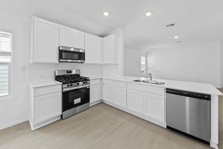 Furnished interior view inside a new home in Sunset Oaks, Maxwell (Image 6).