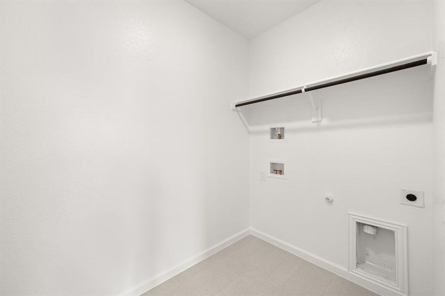 110 Honey Bee- Utility-1