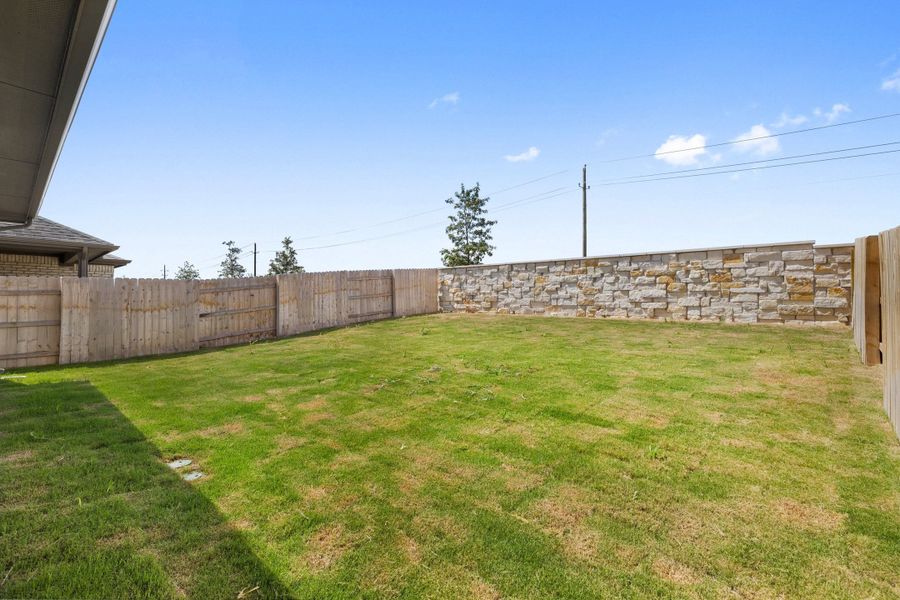 Exterior details and patio area of a home in Flora, Hutto (Image 32).