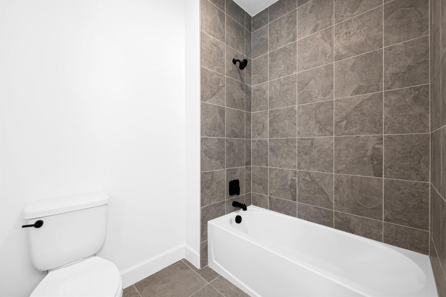 Furnished interior view inside a new home in Sienna, Pembroke Pines (Image 7).