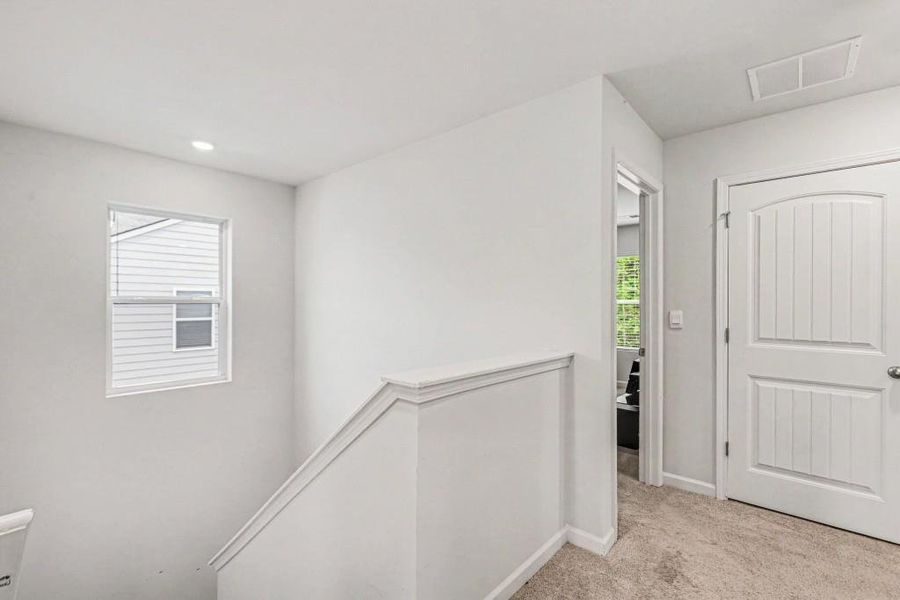 Spacious, unfurnished interior of a new home in , Fairburn (Image 22).