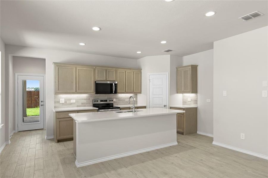 15. 1641 Meadow Crest - Kitchen (2)