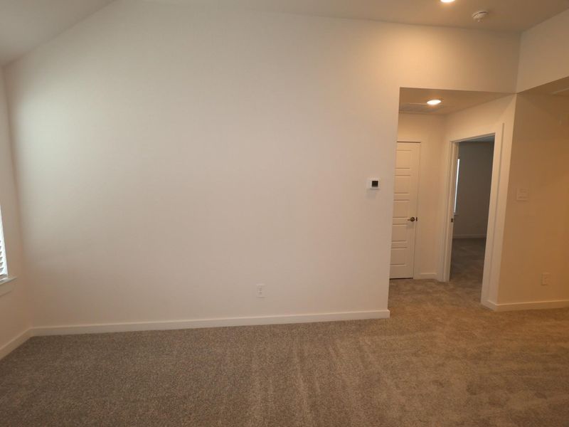 Spacious, unfurnished interior of a new home in Moran Ranch, Willis (Image 21).