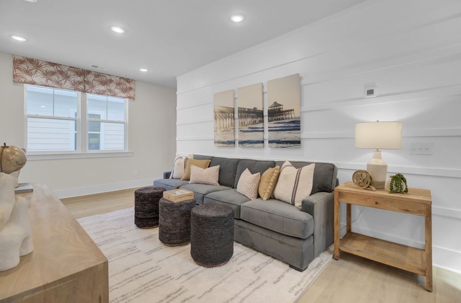 Upper Level Flex Space