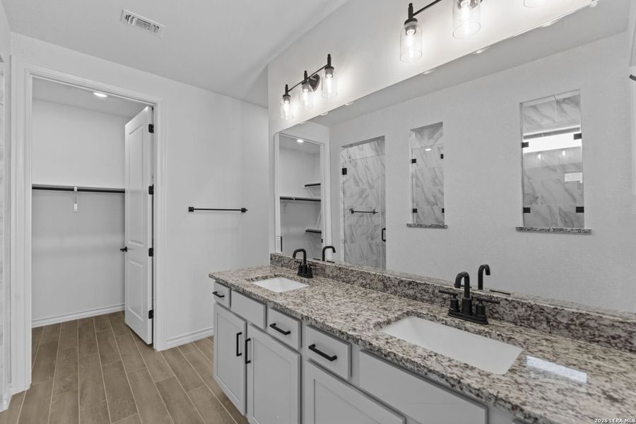 Furnished interior view inside a new home in Del Webb New Braunfels at Veramendi, New Braunfels (Image 5).