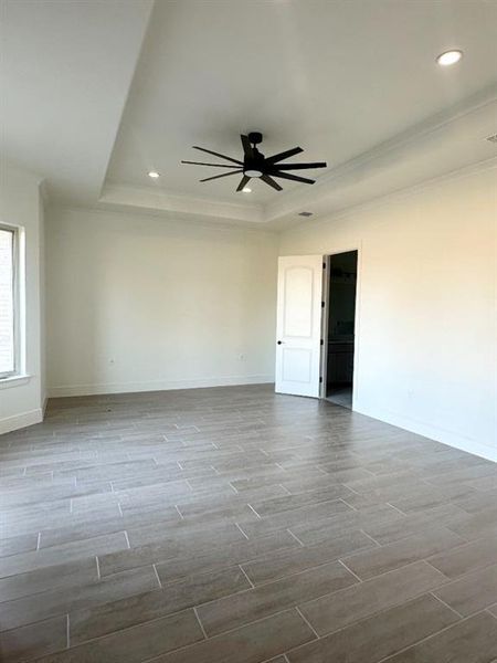 Spacious, unfurnished interior of a new home in , Weatherford (Image 24).