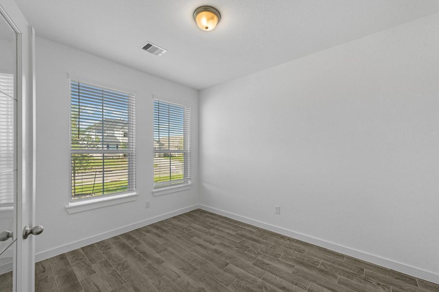 Spacious, unfurnished interior of a new home in Beacon Hill, Waller (Image 21).