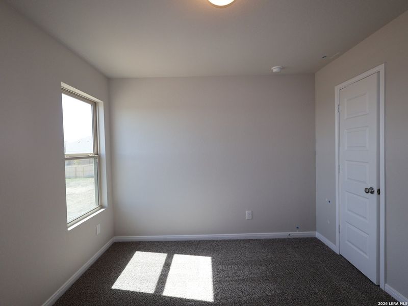 Spacious, unfurnished interior of a new home in Paloma Park, Converse (Image 24).