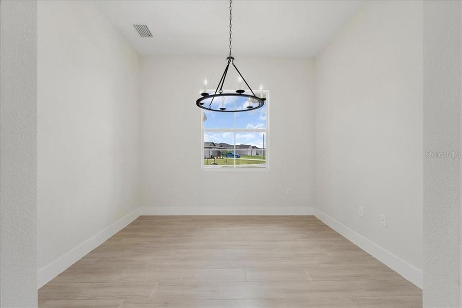Spacious, unfurnished interior of a new home in , Lehigh Acres (Image 37).
