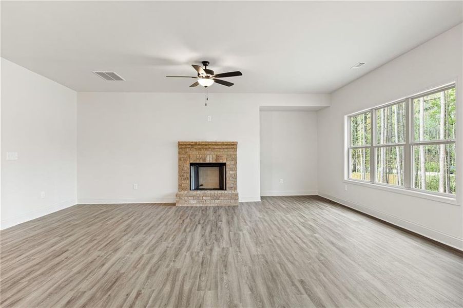 Spacious, unfurnished interior of a new home in , Dallas (Image 19).