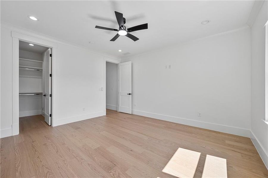 Spacious, unfurnished interior of a new home in , Lawrenceville (Image 79).