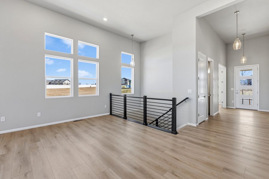 Spacious, unfurnished interior of a new home in The Estates Collection at Murphy Creek, Aurora (Image 12).