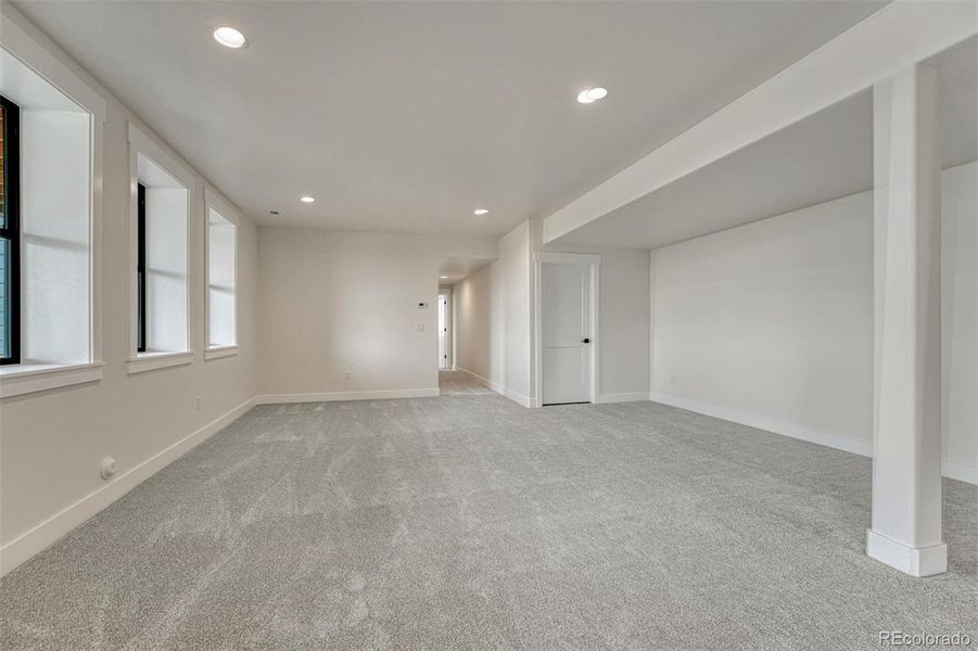 Spacious, unfurnished interior of a new home in , Colorado Springs (Image 37).