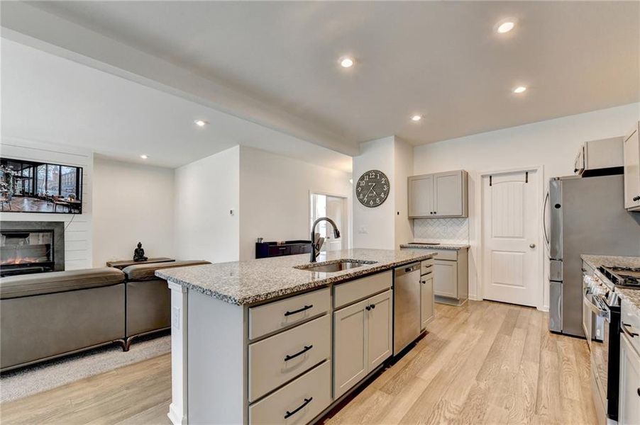 Furnished interior view inside a new home in Sweetbay Farm, Lawrenceville (Image 34).
