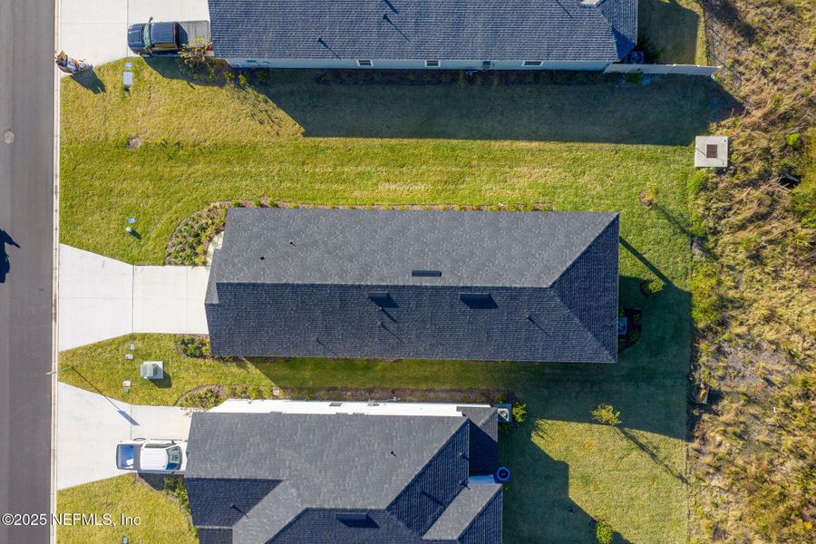 Image 42 of a home in Beacon Lake.