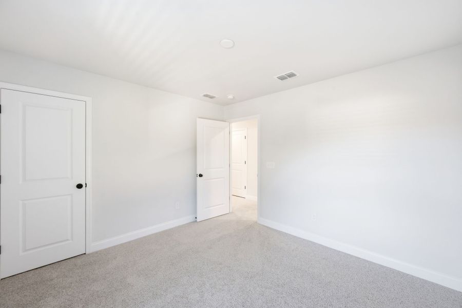 Spacious, unfurnished interior of a new home in Grand Arbor, Blythewood (Image 32).