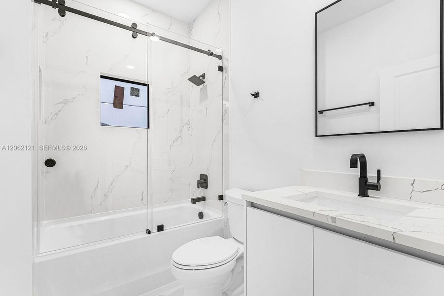 Furnished interior view inside a new home in , Cape Coral (Image 6).