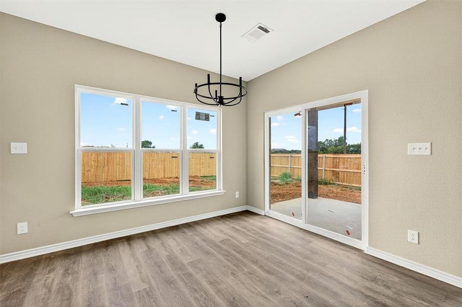 Spacious, unfurnished interior of a new home in , Callisburg (Image 22).