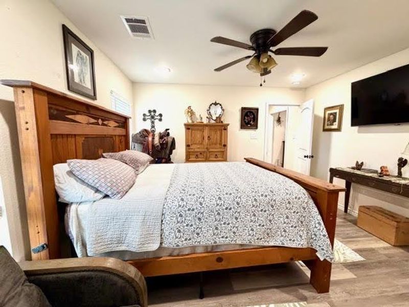 Furnished interior view inside a new home in , Poynor (Image 36).