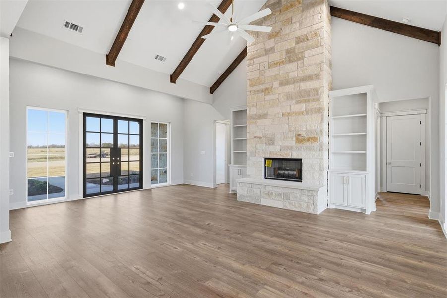 Spacious, unfurnished interior of a new home in , China Spring (Image 30).