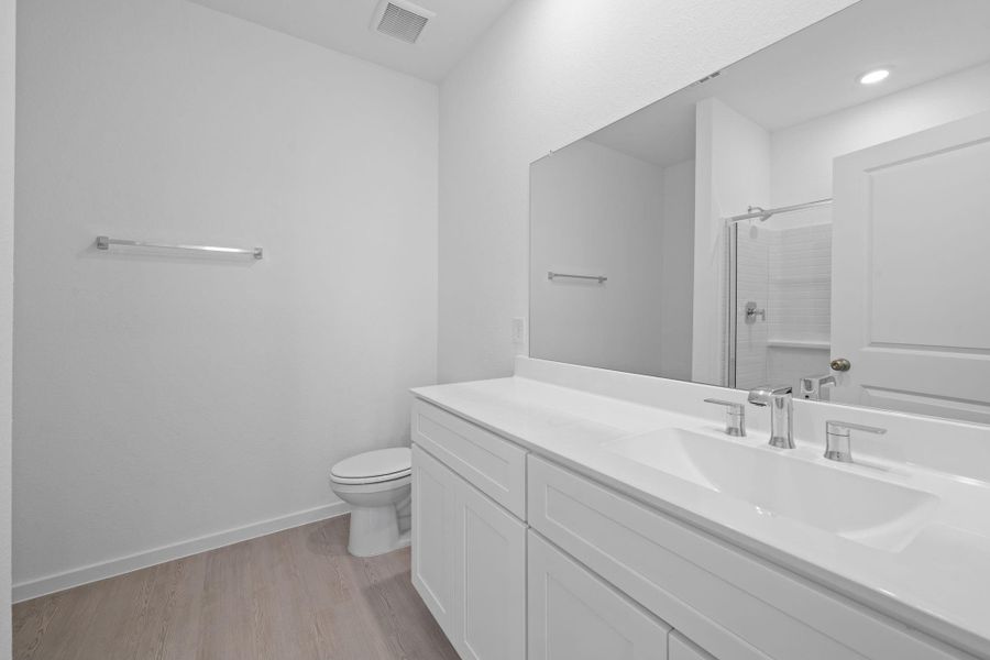 Furnished interior view inside a new home in Crosby Farms, Crosby (Image 9).