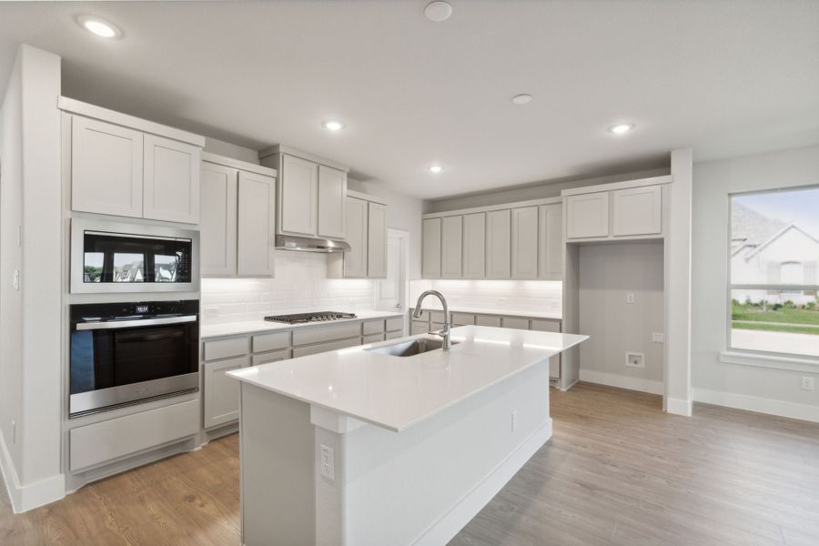 Representative furnished interior of a home built from the Dove by Centre Living Homes in Dove Hollow, Waxahachie (Image 6).