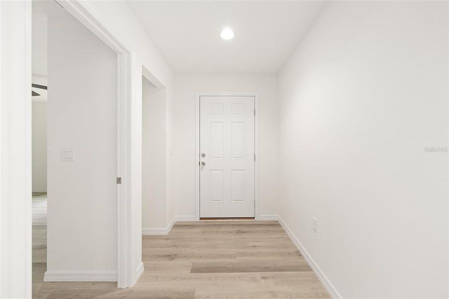 Spacious, unfurnished interior of a new home in , Ocala (Image 62).