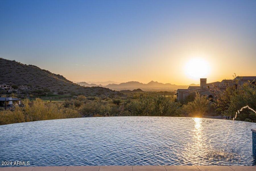 Negative Edge Pool and Mountain Views